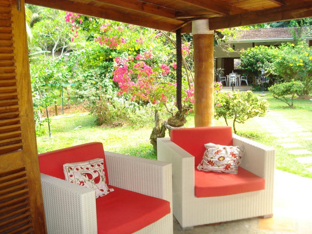 Coté Sud - Unique Villa&Bungalows Intendance Road Takamaka Habitación foto